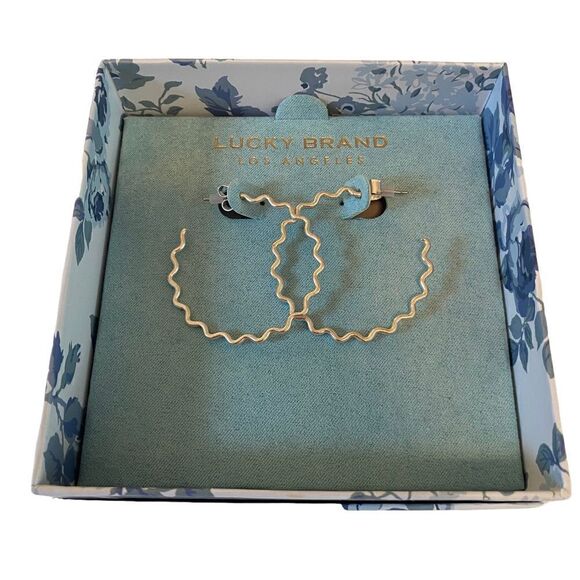 Lucky Brand Wavy Matte Silver Hoops. - Picture 1 of 5